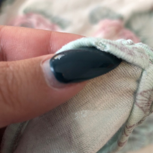 Mint Patterned Cold Shoulder Tee - Picture 4 of 4